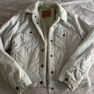 LEVI STRAUSS tan corduroy jacket w/ Sherpa lining